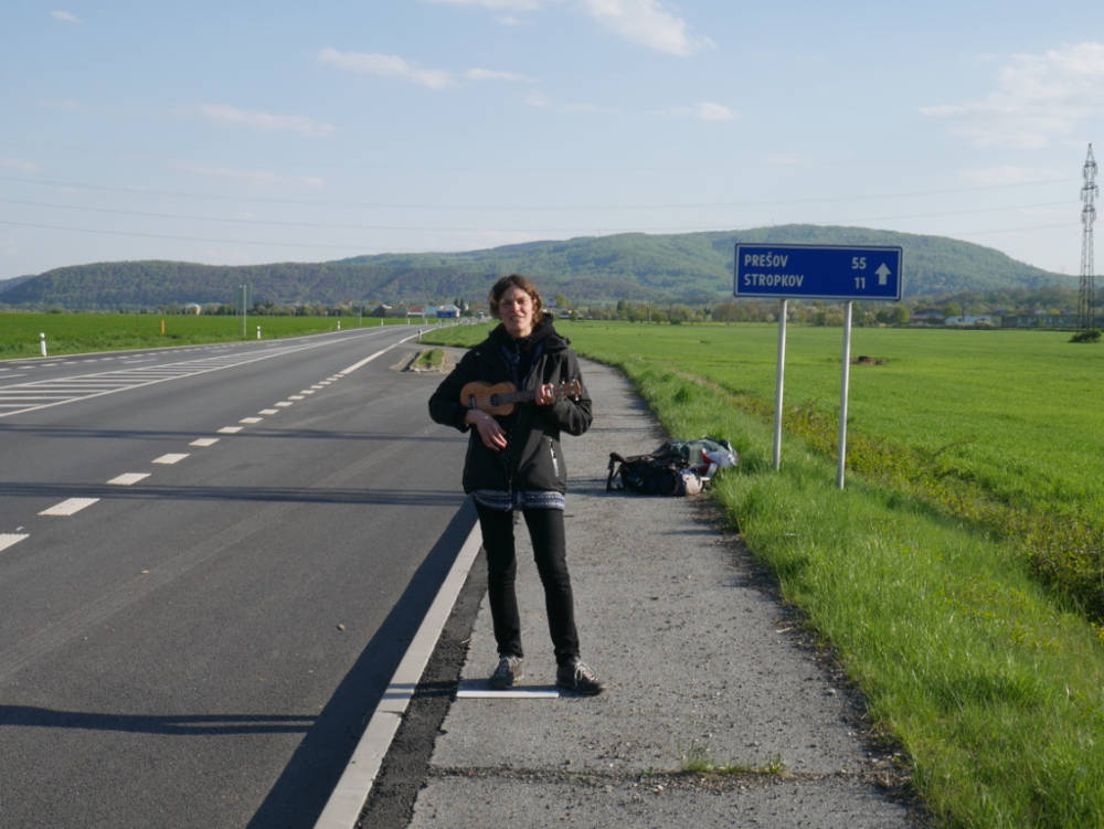 Trampen mit Ukulele